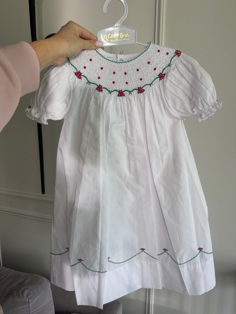 Feltman Brothers Short Sleeve Holiday Pearl Flower Bishop Dress 4T